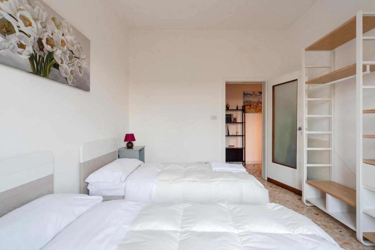 Bright&Cozy C5 Fiera Apartment Bologna Kültér fotó