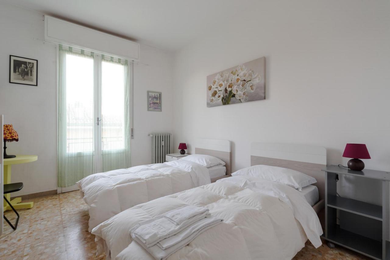 Bright&Cozy C5 Fiera Apartment Bologna Kültér fotó